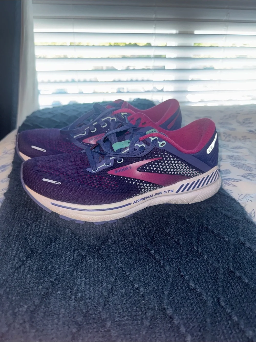 Brooks Women’s Running Shoes - Purple with Pink Accents